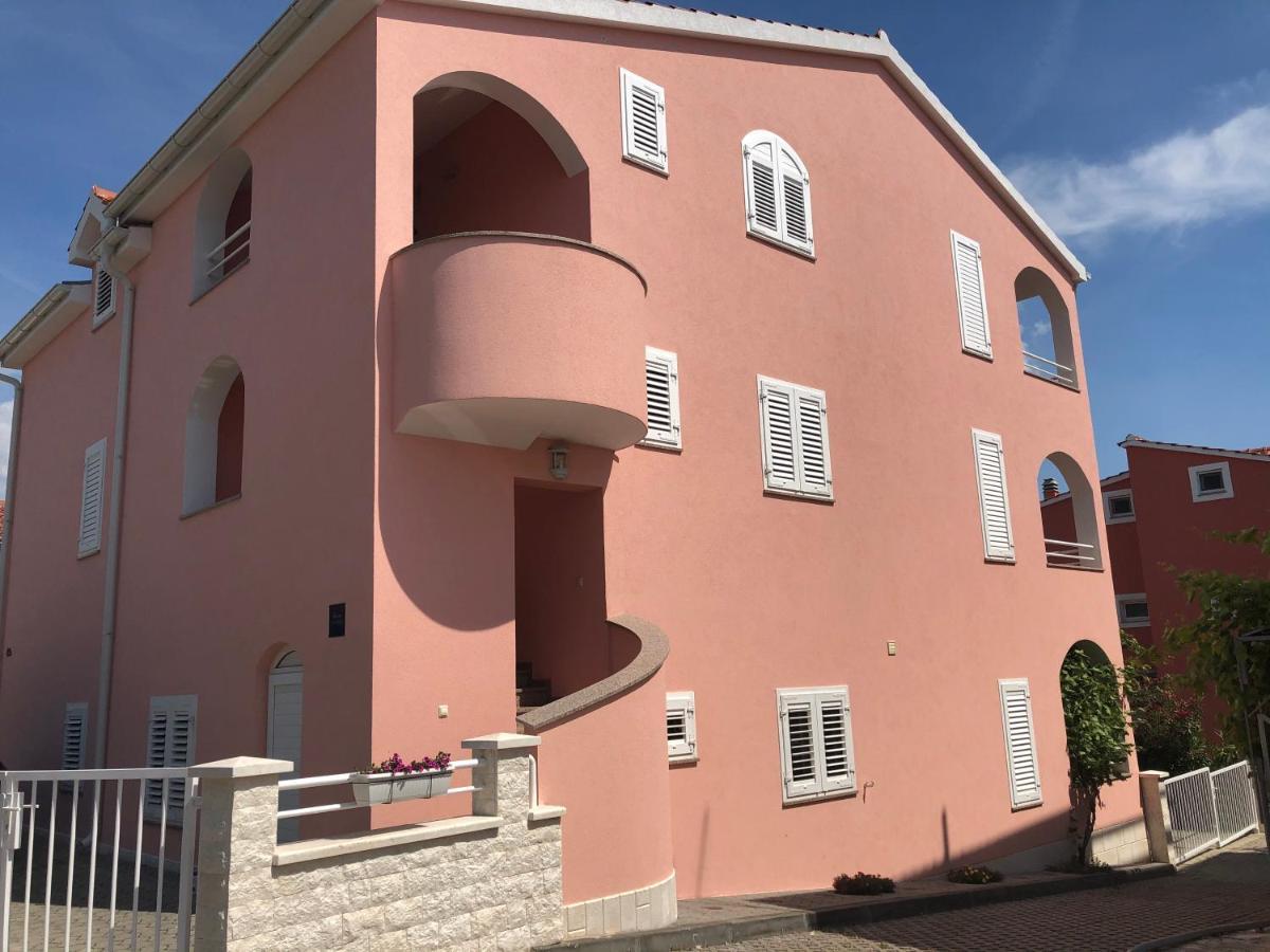 Apartments Irena Vodice Kültér fotó